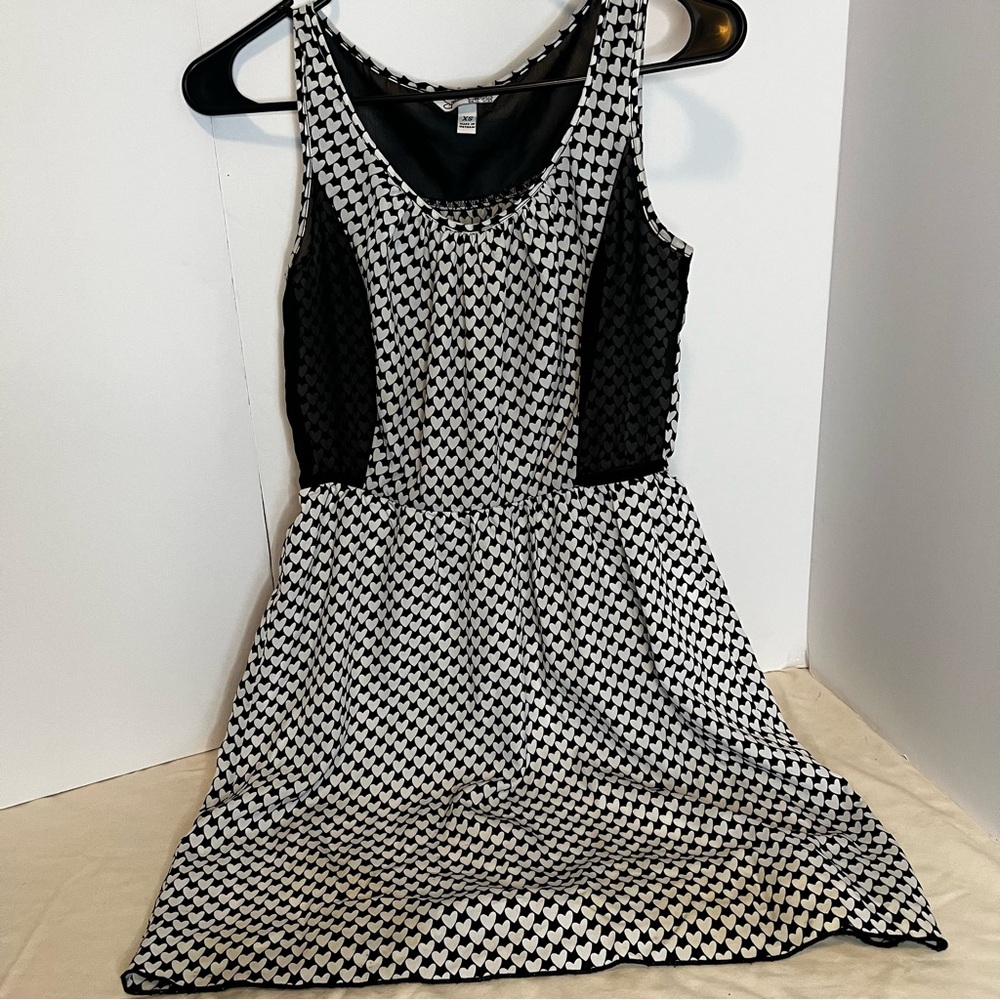 Specklers back and white heart dress heart patterned dress